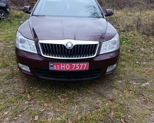 Коричневий Шкода Октавія, об'ємом двигуна 1.8 л та пробігом 237 тис. км за 7850 $, фото 2 на Automoto.ua