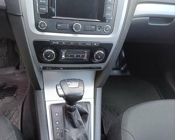 Коричневий Шкода Октавія, об'ємом двигуна 1.8 л та пробігом 237 тис. км за 7850 $, фото 12 на Automoto.ua