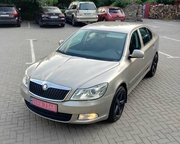 Шкода Октавія 2011 у Харкові на Automoto.ua Коричневий Шкода Октавія, об'ємом двигуна 1.6 л та пробігом 269 тис. км за 8499 $, фото 7 на Automoto.ua