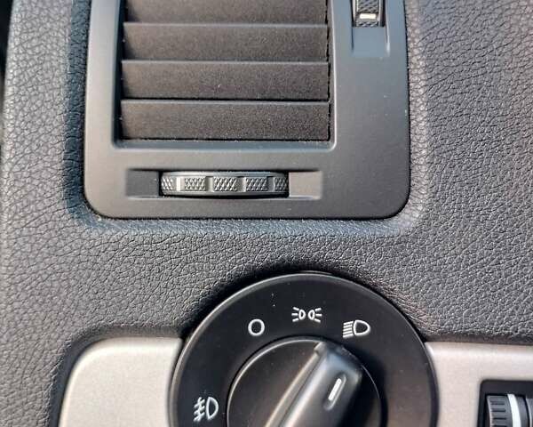 Шкода Октавія 2011 у Харкові на Automoto.ua Коричневий Шкода Октавія, об'ємом двигуна 1.6 л та пробігом 269 тис. км за 8499 $, фото 29 на Automoto.ua