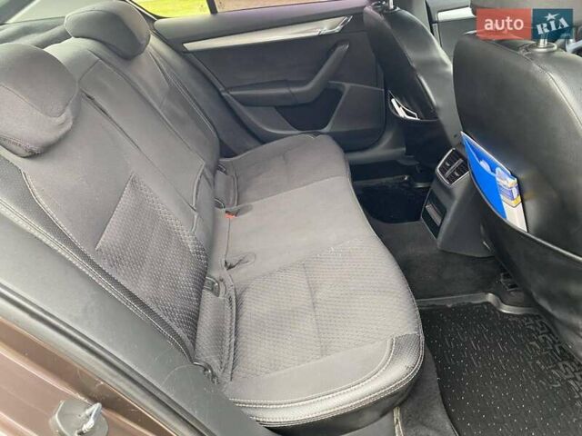 Коричневий Шкода Октавія, об'ємом двигуна 1.8 л та пробігом 251 тис. км за 9800 $, фото 19 на Automoto.ua