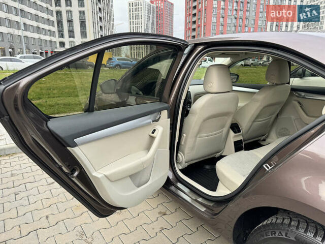 Коричневый Шкода Октавия, объемом двигателя 1.4 л и пробегом 132 тыс. км за 11990 $, фото 9 на Automoto.ua