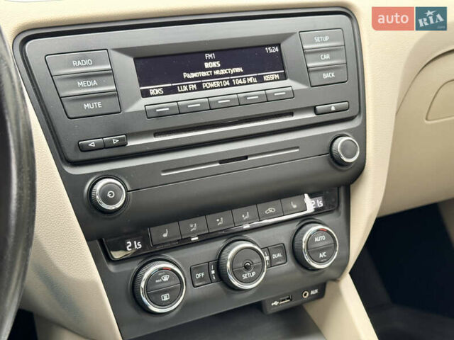 Коричневый Шкода Октавия, объемом двигателя 1.4 л и пробегом 132 тыс. км за 11990 $, фото 23 на Automoto.ua