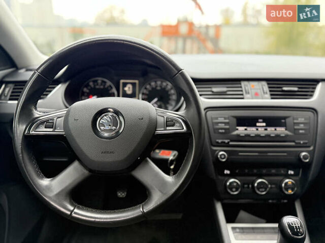 Коричневый Шкода Октавия, объемом двигателя 1.4 л и пробегом 127 тыс. км за 9999 $, фото 13 на Automoto.ua