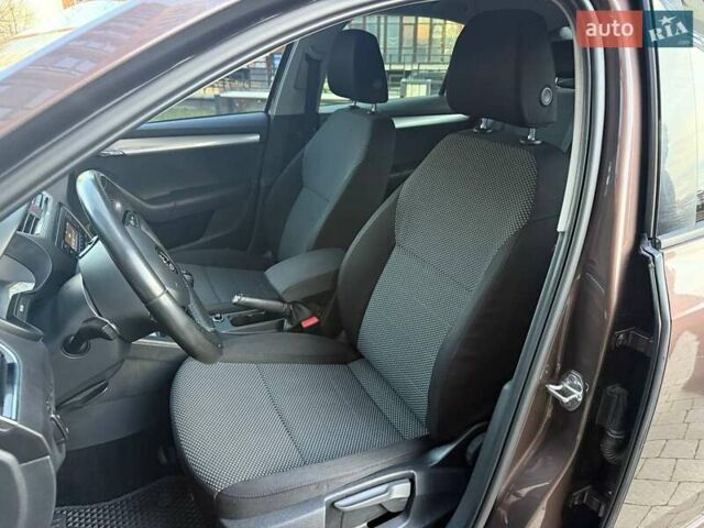 Коричневий Шкода Октавія, об'ємом двигуна 1.4 л та пробігом 182 тис. км за 9200 $, фото 14 на Automoto.ua