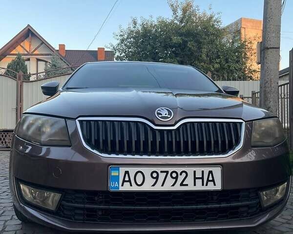 Коричневый Шкода Октавия, объемом двигателя 1.8 л и пробегом 315 тыс. км за 9700 $, фото 1 на Automoto.ua