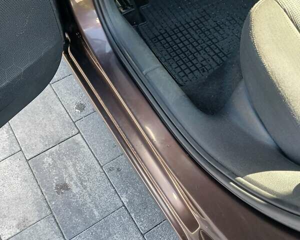 Коричневий Шкода Октавія, об'ємом двигуна 2 л та пробігом 225 тис. км за 11400 $, фото 7 на Automoto.ua