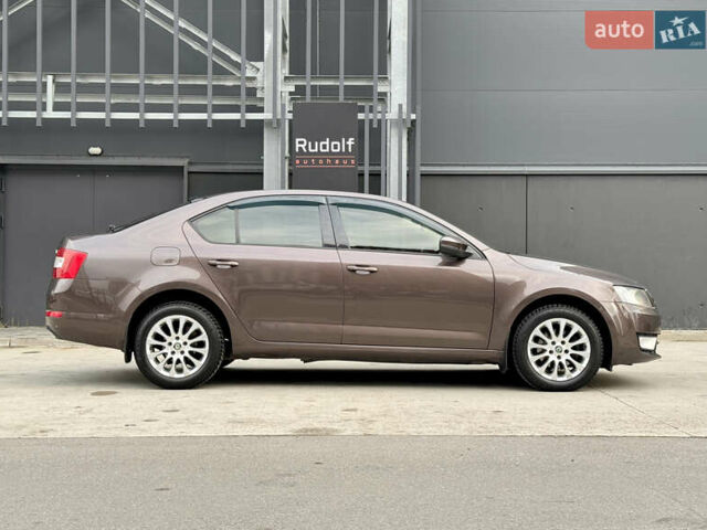Коричневый Шкода Октавия, объемом двигателя 1.4 л и пробегом 132 тыс. км за 11990 $, фото 6 на Automoto.ua