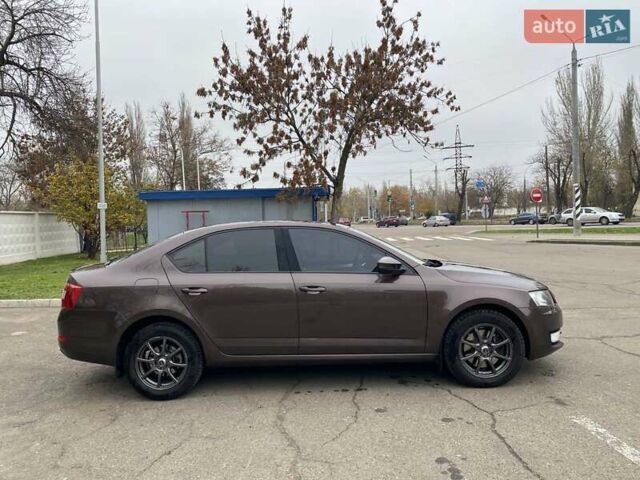 Коричневий Шкода Октавія, об'ємом двигуна 1.8 л та пробігом 251 тис. км за 9800 $, фото 5 на Automoto.ua
