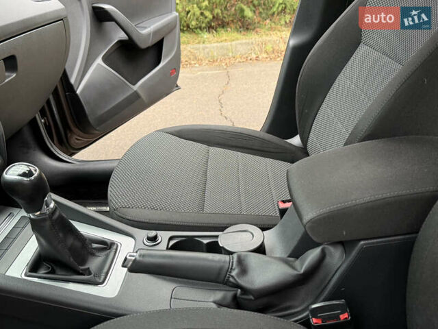 Коричневий Шкода Октавія, об'ємом двигуна 1.4 л та пробігом 121 тис. км за 10950 $, фото 31 на Automoto.ua