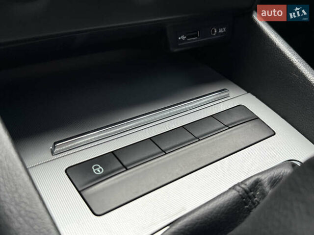 Коричневий Шкода Октавія, об'ємом двигуна 1.4 л та пробігом 121 тис. км за 10950 $, фото 34 на Automoto.ua