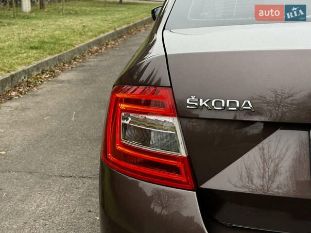 Коричневий Шкода Октавія, об'ємом двигуна 1.4 л та пробігом 121 тис. км за 10950 $, фото 12 на Automoto.ua