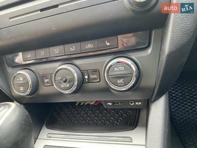 Коричневий Шкода Октавія, об'ємом двигуна 1.8 л та пробігом 251 тис. км за 9800 $, фото 34 на Automoto.ua