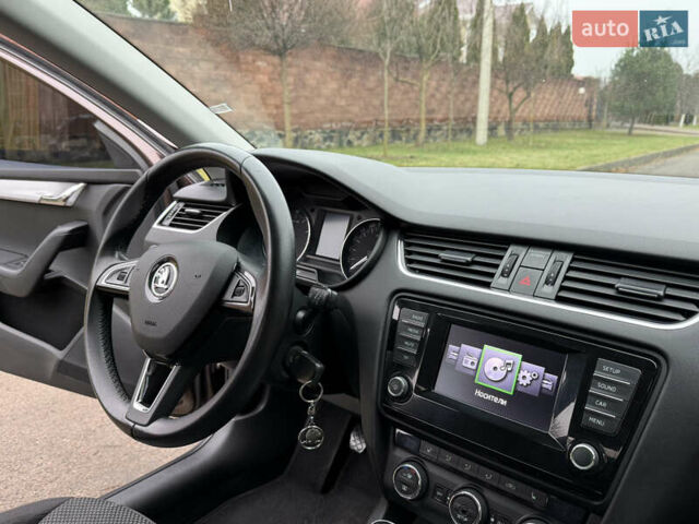 Коричневий Шкода Октавія, об'ємом двигуна 1.4 л та пробігом 121 тис. км за 10950 $, фото 48 на Automoto.ua