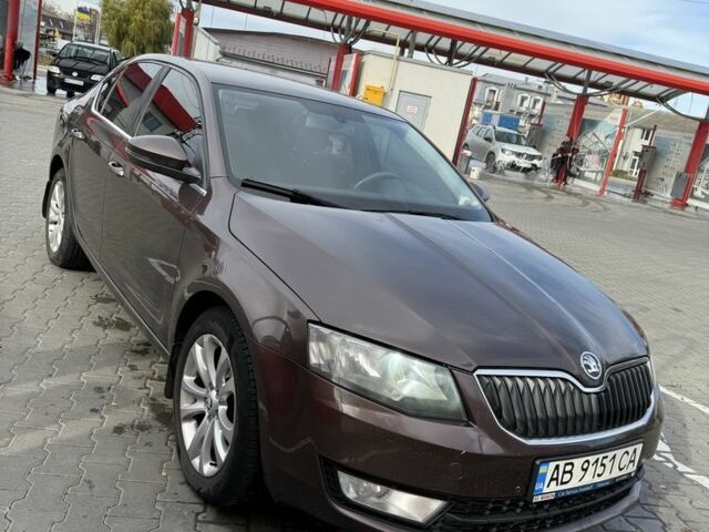 Коричневий Шкода Октавія, об'ємом двигуна 1.6 л та пробігом 197 тис. км за 10500 $, фото 4 на Automoto.ua