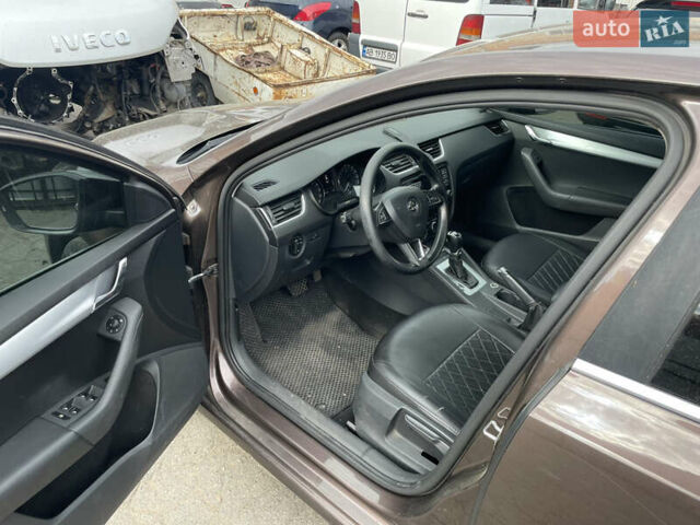 Коричневый Шкода Октавия, объемом двигателя 1.6 л и пробегом 175 тыс. км за 11000 $, фото 3 на Automoto.ua