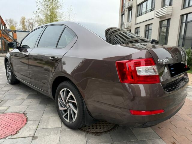 Коричневий Шкода Октавія, об'ємом двигуна 1.4 л та пробігом 127 тис. км за 9999 $, фото 4 на Automoto.ua