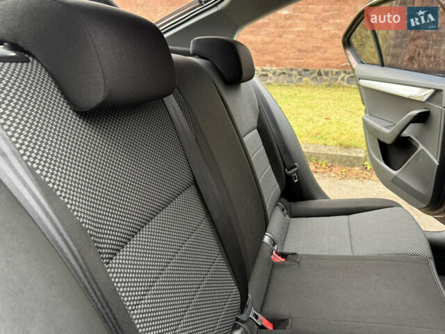 Коричневий Шкода Октавія, об'ємом двигуна 1.4 л та пробігом 121 тис. км за 10950 $, фото 50 на Automoto.ua