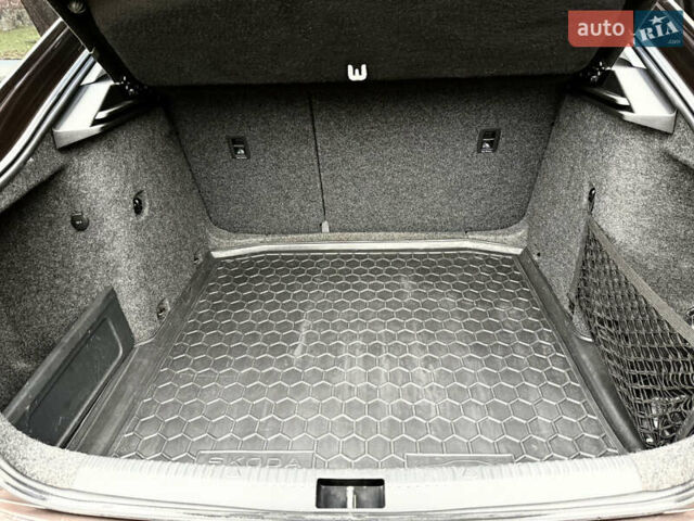 Коричневий Шкода Октавія, об'ємом двигуна 1.4 л та пробігом 121 тис. км за 10950 $, фото 54 на Automoto.ua