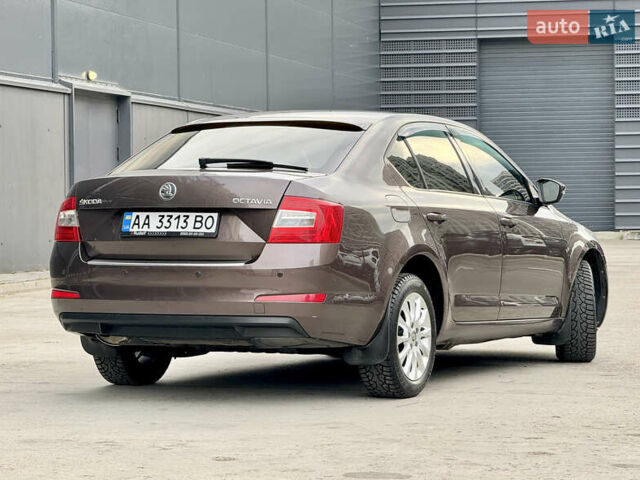 Коричневый Шкода Октавия, объемом двигателя 1.4 л и пробегом 132 тыс. км за 11990 $, фото 5 на Automoto.ua