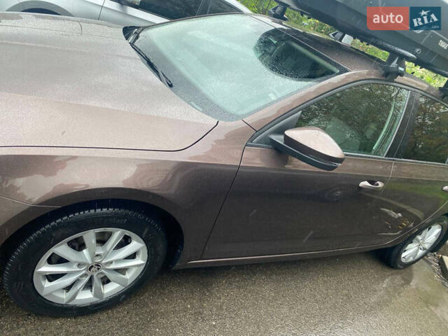 Коричневий Шкода Октавія, об'ємом двигуна 1.98 л та пробігом 210 тис. км за 14100 $, фото 1 на Automoto.ua