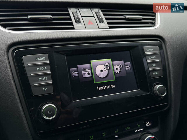 Коричневий Шкода Октавія, об'ємом двигуна 1.4 л та пробігом 121 тис. км за 10950 $, фото 38 на Automoto.ua