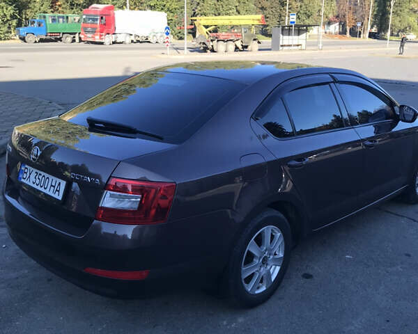 Коричневый Шкода Октавия, объемом двигателя 1.4 л и пробегом 380 тыс. км за 8000 $, фото 3 на Automoto.ua