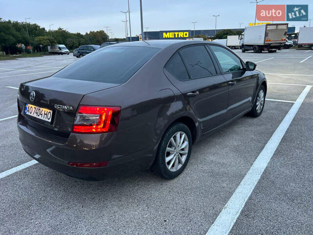 Коричневый Шкода Октавия, объемом двигателя 1.6 л и пробегом 272 тыс. км за 12000 $, фото 6 на Automoto.ua