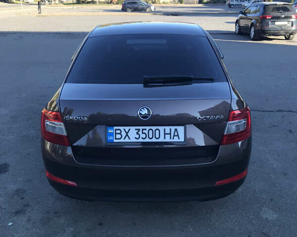 Коричневый Шкода Октавия, объемом двигателя 1.4 л и пробегом 380 тыс. км за 8000 $, фото 2 на Automoto.ua