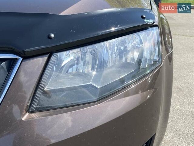 Коричневий Шкода Октавія, об'ємом двигуна 1.4 л та пробігом 213 тис. км за 11400 $, фото 1 на Automoto.ua