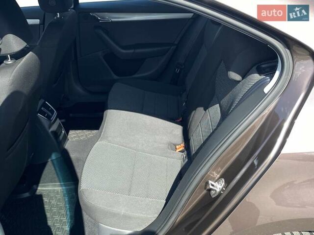 Коричневий Шкода Октавія, об'ємом двигуна 1.4 л та пробігом 213 тис. км за 11400 $, фото 11 на Automoto.ua