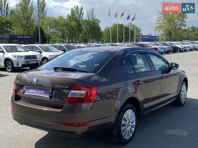 Коричневий Шкода Октавія, об'ємом двигуна 1.4 л та пробігом 213 тис. км за 11400 $, фото 6 на Automoto.ua