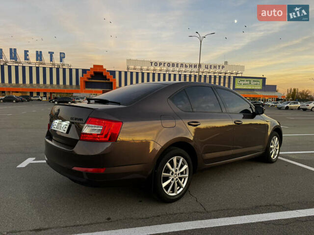 Шкода Октавія 2016 у Кривому Розі на Automoto.ua Коричневий Шкода Октавія, об'ємом двигуна 1.4 л та пробігом 114 тис. км за 13000 $, фото 8 на Automoto.ua