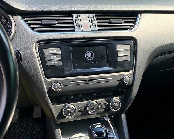 Шкода Октавия 2016 в Кропивницком (Кировограде) на Automoto.ua Коричневый Шкода Октавия, объемом двигателя 1.4 л и пробегом 192 тыс. км за 13199 $, фото 5 на Automoto.ua