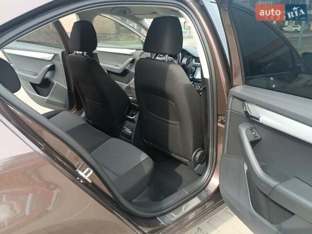 Коричневый Шкода Октавия, объемом двигателя 1.8 л и пробегом 326 тыс. км за 9500 $, фото 28 на Automoto.ua