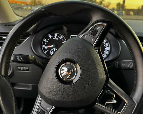 Шкода Октавія 2016 у Кривому Розі на Automoto.ua Коричневий Шкода Октавія, об'ємом двигуна 1.4 л та пробігом 114 тис. км за 13000 $, фото 15 на Automoto.ua