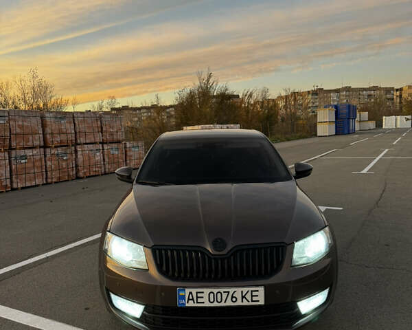 Шкода Октавія 2016 у Кривому Розі на Automoto.ua Коричневий Шкода Октавія, об'ємом двигуна 1.4 л та пробігом 114 тис. км за 13000 $, фото 13 на Automoto.ua