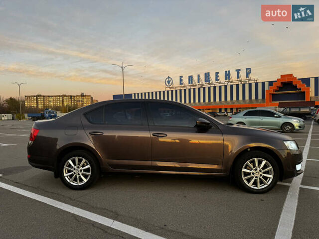 Шкода Октавія 2016 у Кривому Розі на Automoto.ua Коричневий Шкода Октавія, об'ємом двигуна 1.4 л та пробігом 114 тис. км за 13000 $, фото 1 на Automoto.ua