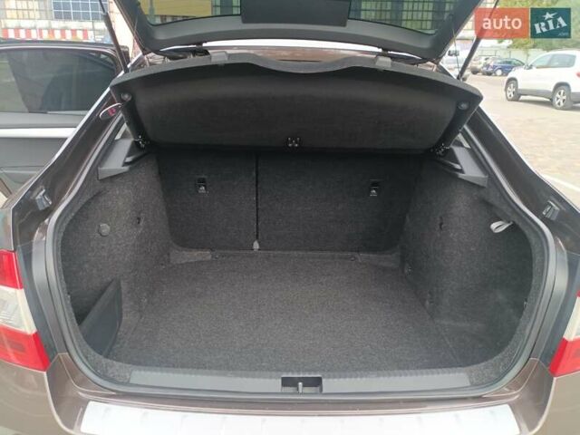 Коричневый Шкода Октавия, объемом двигателя 1.8 л и пробегом 326 тыс. км за 9500 $, фото 32 на Automoto.ua