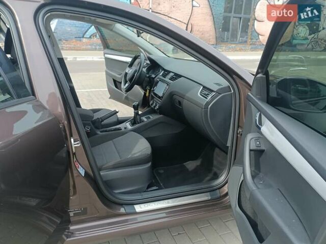 Коричневый Шкода Октавия, объемом двигателя 1.8 л и пробегом 326 тыс. км за 9500 $, фото 27 на Automoto.ua