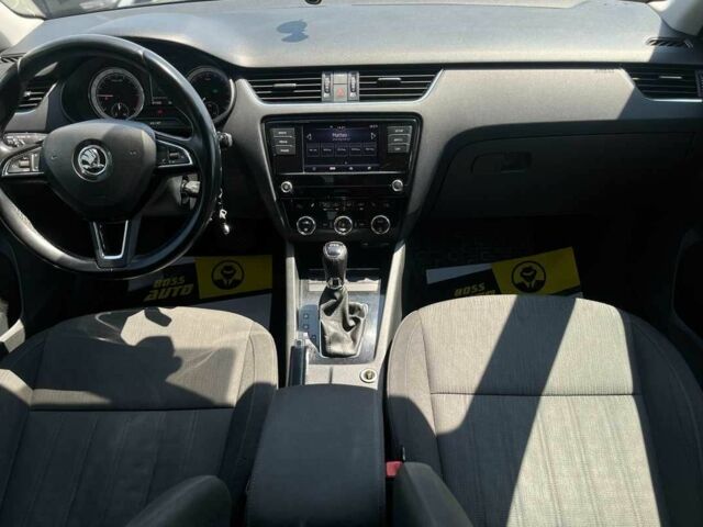 Коричневый Шкода Октавия, объемом двигателя 1.6 л и пробегом 317 тыс. км за 12800 $, фото 13 на Automoto.ua