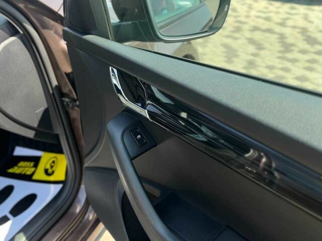 Коричневый Шкода Октавия, объемом двигателя 1.6 л и пробегом 317 тыс. км за 12800 $, фото 9 на Automoto.ua