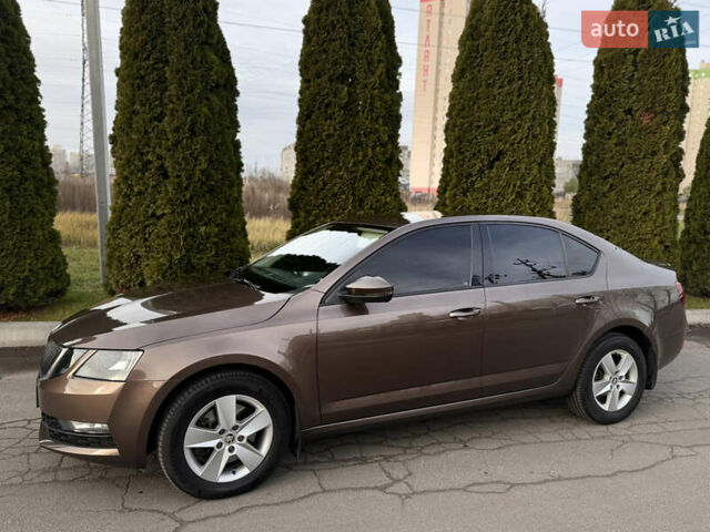 Коричневий Шкода Октавія, об'ємом двигуна 1.8 л та пробігом 162 тис. км за 13900 $, фото 2 на Automoto.ua