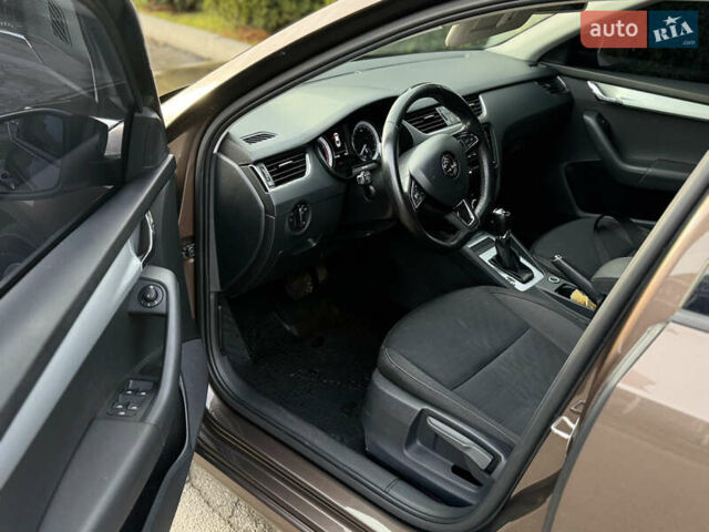 Коричневий Шкода Октавія, об'ємом двигуна 1.8 л та пробігом 162 тис. км за 13900 $, фото 16 на Automoto.ua
