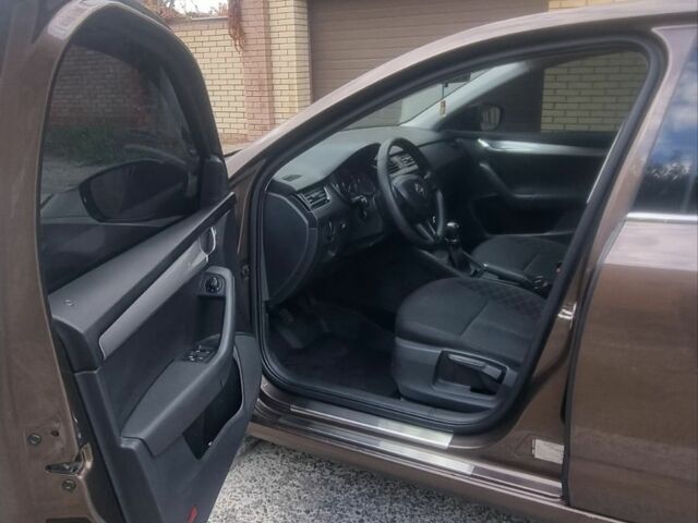 Коричневий Шкода Октавія, об'ємом двигуна 1.6 л та пробігом 177 тис. км за 13700 $, фото 15 на Automoto.ua