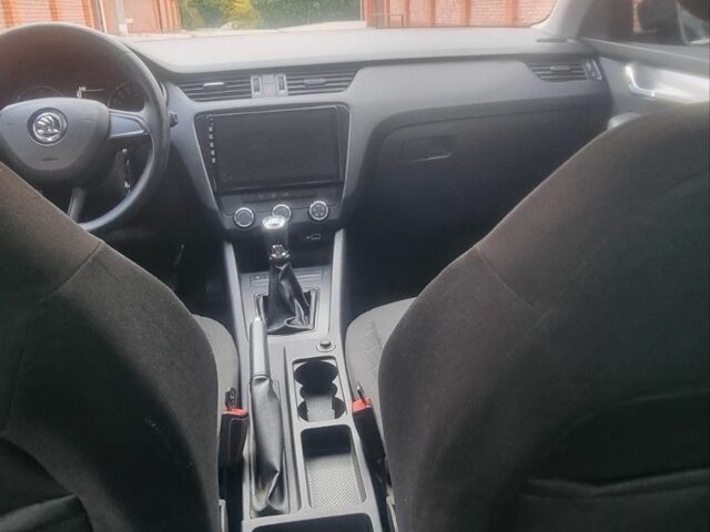 Коричневий Шкода Октавія, об'ємом двигуна 1.6 л та пробігом 177 тис. км за 13700 $, фото 13 на Automoto.ua