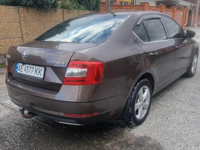 Коричневий Шкода Октавія, об'ємом двигуна 1.6 л та пробігом 177 тис. км за 13700 $, фото 8 на Automoto.ua
