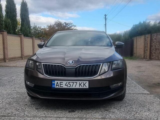 Коричневий Шкода Октавія, об'ємом двигуна 1.6 л та пробігом 177 тис. км за 13700 $, фото 1 на Automoto.ua
