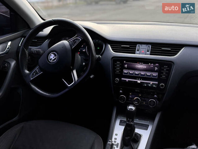 Коричневий Шкода Октавія, об'ємом двигуна 1.8 л та пробігом 162 тис. км за 13900 $, фото 10 на Automoto.ua