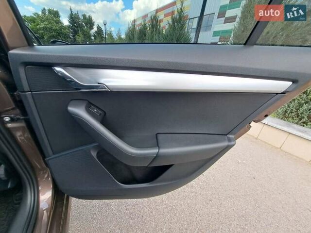 Коричневий Шкода Октавія, об'ємом двигуна 1.4 л та пробігом 140 тис. км за 16900 $, фото 18 на Automoto.ua